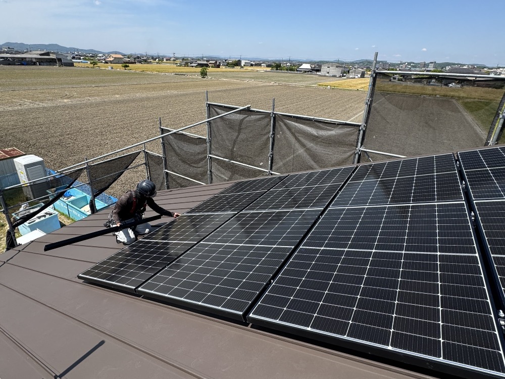 エネルギーを自給する「太陽光パネルの設置」